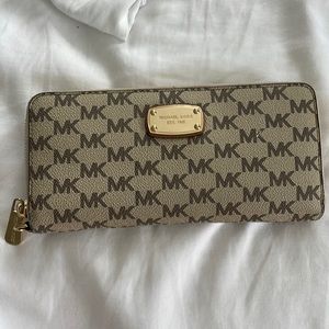 Tan Michael Kors Wallet